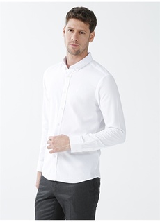 Простая белая мужская рубашка с воротником на пуговицах Fabrika ФАБРИКА