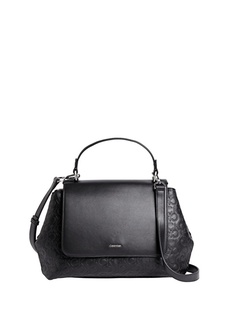 Черная женская сумка через плечо Calvin Klein