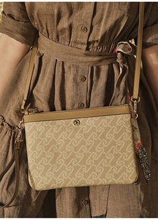 Бежевая женская сумка через плечо U.S. Polo Assn.