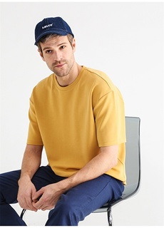 Однотонная желтая мужская футболка с круглым вырезом Fabrika ФАБРИКА