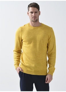 Однотонный желтый мужской свитер с круглым вырезом Fabrika ФАБРИКА