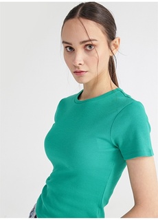Базовая зеленая женская футболка в рубчик с круглым вырезом Fabrika ФАБРИКА