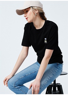 Черная женская футболка с удобным узором и вышивкой с круглым вырезом The Socks Company
