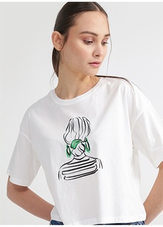 Белая женская футболка с круглым вырезом с принтом Fabrika ФАБРИКА
