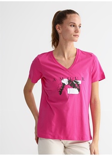 Женская футболка цвета фуксии с V-образным вырезом и принтом Fabrika ФАБРИКА