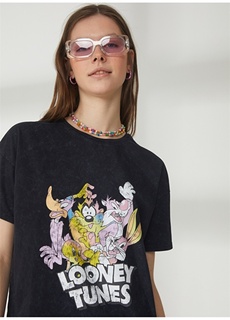 Женская футболка оверсайз антрацитового цвета с принтом Looney Tunes Never Say Never