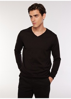 Черный однотонный мужской свитер с v-образным вырезом Fabrika ФАБРИКА