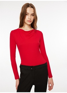 Простая красная женская блузка с глубоким воротником Selen
