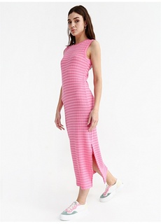 Розовое женское базовое домашнее платье миди с круглым вырезом Fabrika ФАБРИКА
