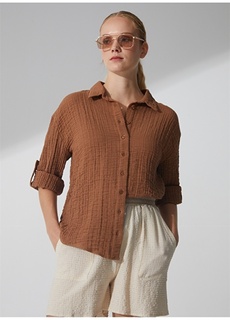 Базовая женская рубашка светло-коричневого цвета с рубашечным воротником Fabrika Comfort
