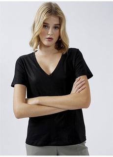 Черная женская футболка с V-образным вырезом Network