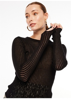 Базовый полосатый черный свитер с круглым вырезом Fabrika ФАБРИКА