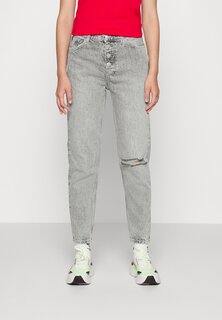 Джинсы Tapered Fit Calvin Klein Jeans