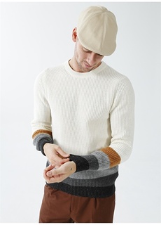 Мужской свитер светло-бежевого цвета с круглым вырезом Fabrika ФАБРИКА