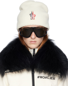 Белая шапка с нашивками Moncler Grenoble