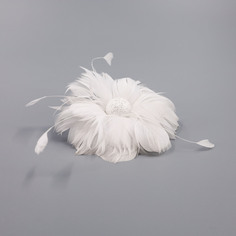 Цветок декоративный James arts белый на клипсе 15х6 см