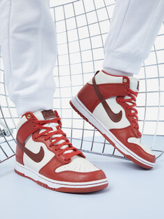 Кеды женские Nike Dunk High Lxx, Оранжевый