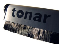 Щетки антистатические Tonar Dust Jockey carbon fiber and velvet brush combo Тонар