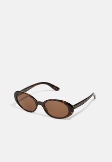 Солнцезащитные очки Dolce&amp;Gabbana