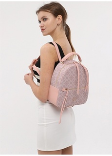 Розовый женский рюкзак Cacharel