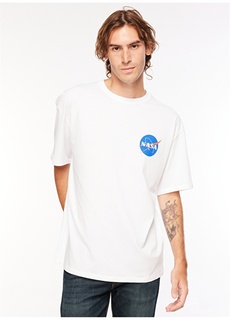Белая мужская футболка с принтом НАСА Never Say Never