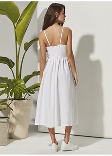 Белое женское пляжное платье White by Nature
