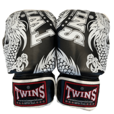 Боксерские перчатки Twins Special FBGVL3-49, белый / черный