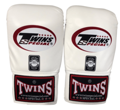 Боксерские перчатки Twins Special TBGL1F, белый