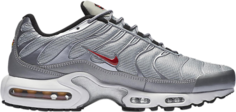 Кроссовки Nike Air Max Plus QS &apos;Silver Bullet&apos;, серебряный