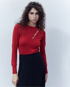 Вырезанный свитер Sfera, красный (Sfera)