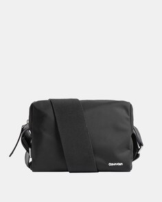 Небольшая гладкая черная сумка через плечо на молнии Calvin Klein, черный