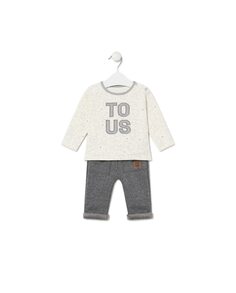 Комплект для мальчика с футболкой и штанишками с подвесками Tous