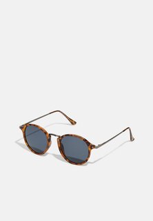 Солнцезащитные очки CHPO, коричневый