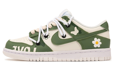 Женские кроссовки для скейтбординга Nike Dunk Low