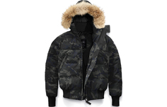 Женский пуховик Canada Goose, цвет black camouflage