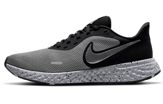 Мужские беговые кроссовки Nike Revolution 5 Series