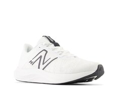 Кроссовки New Balance DynaSoft Pro Run V2, белый/черный