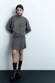 Вязаный свитер с высоким воротником ZARA, серый
