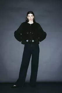 Короткая пушистая куртка H&amp;M, черный H&M