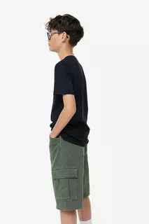 Короткие брюки-карго H&amp;M, зеленый H&M