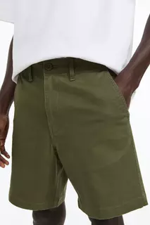 Короткие брюки чинос стандартного кроя H&amp;M, зеленый H&M