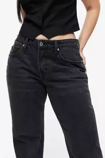 Прямые джинсы стандартного кроя с пышной посадкой H&amp;M, черный H&M