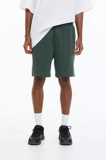 Спортивные трикотажные шорты regular fit H&amp;M, зеленый H&M