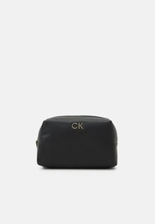 Косметичка Calvin Klein, черный