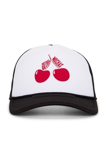 Кепка Gothicmochas Cherry Bomb Trucker, цвет White &amp; Black