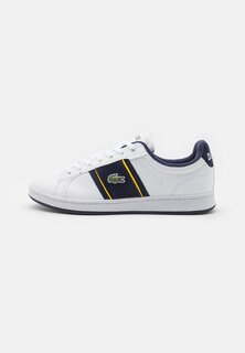 Низкие кроссовки CARNABY PRO Lacoste, белый/темно-синий