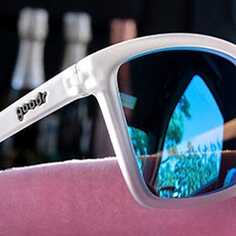 Поляризованные солнцезащитные очки Middle Seat Advantage LFG Goodr, цвет Clear/Light Blue
