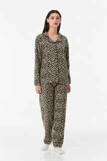 Пижамный комплект на пуговицах с леопардовым узором Fullamoda