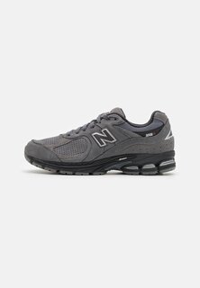 Низкие кроссовки 2002 УНИСЕКС New Balance, Castlerock