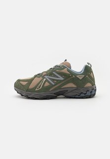 Низкие кроссовки 610 UNISEX New Balance, насыщенный оливково-зеленый